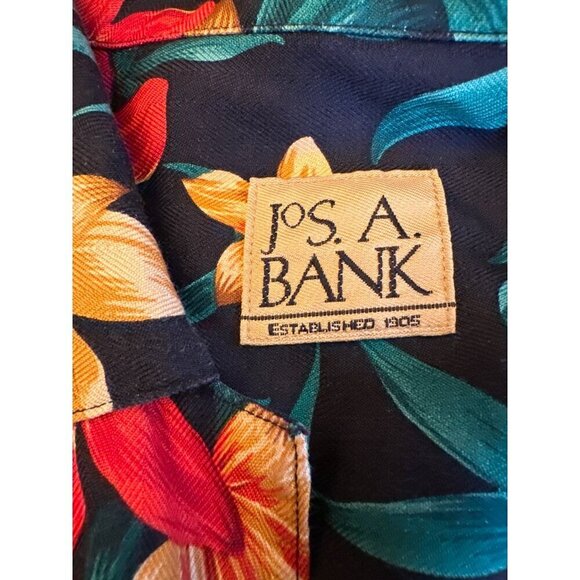 Jos. A. Bank Mens XL Floral Hawaiian Shirt Black Red Green 100% Silk - Picture 4 of 5